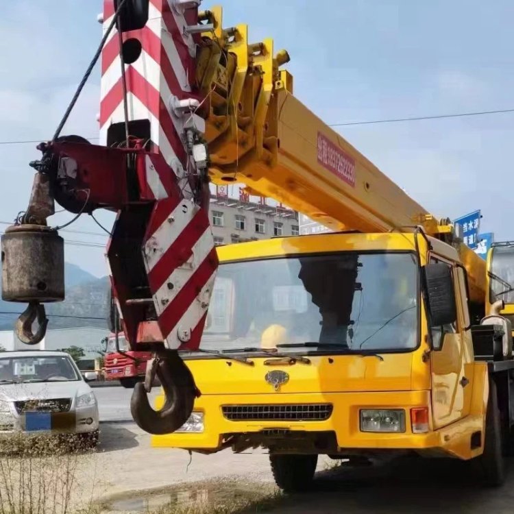 Cheap used mobile truck cranes from big brands Second hand crane