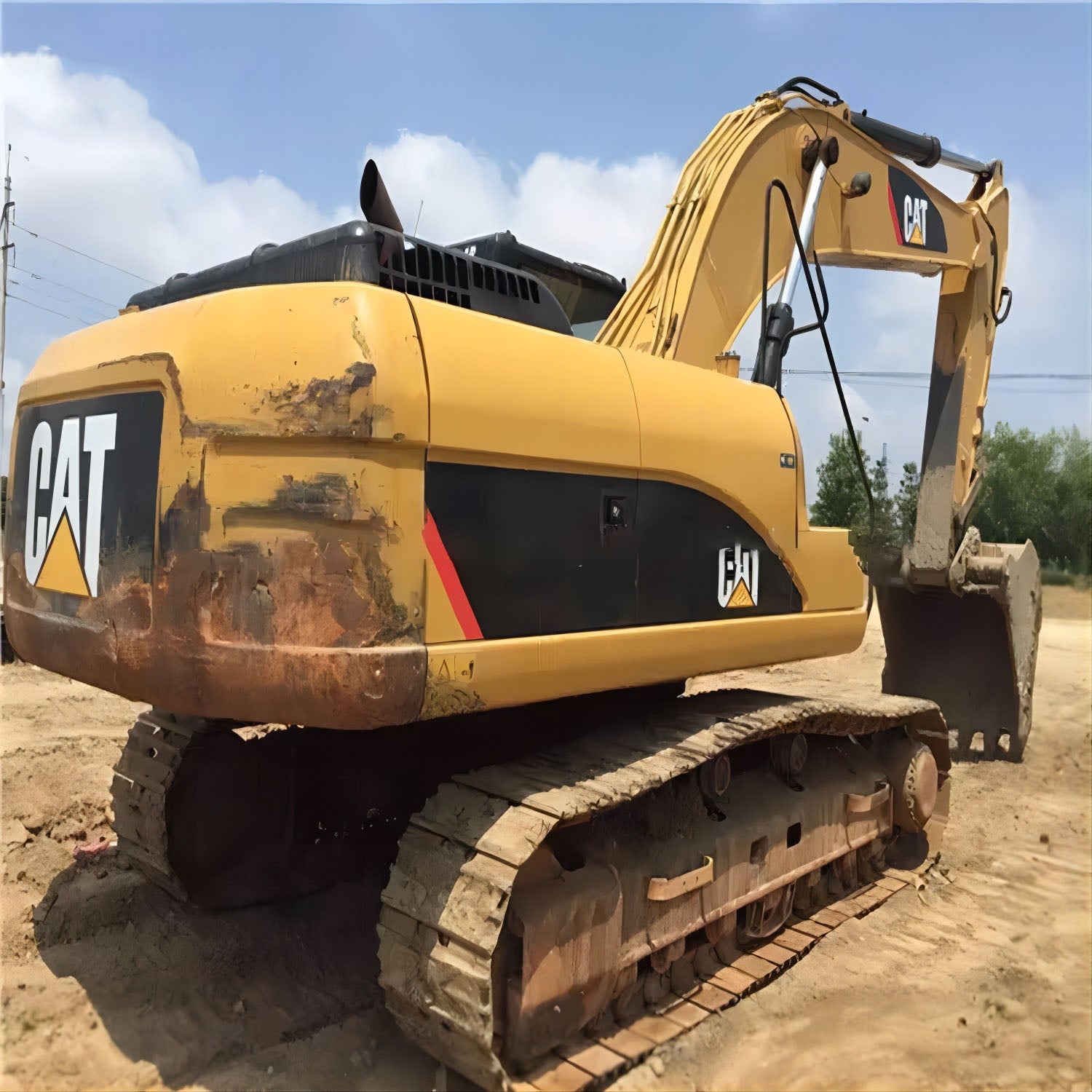 Caterpillar CAT-320D Providing used excavators