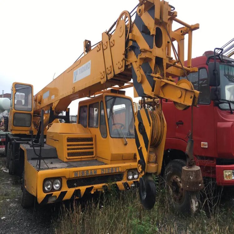 Cheap used mobile truck cranes from big brands Second hand crane