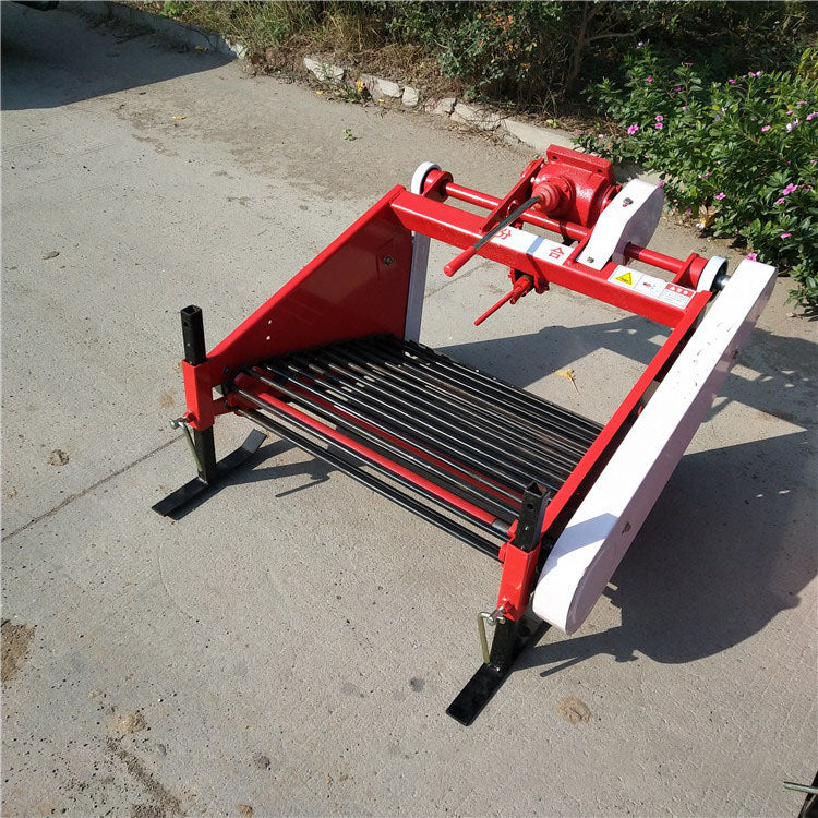 Mini potato harvester with walking tractor Agricultural machinery potato harvester