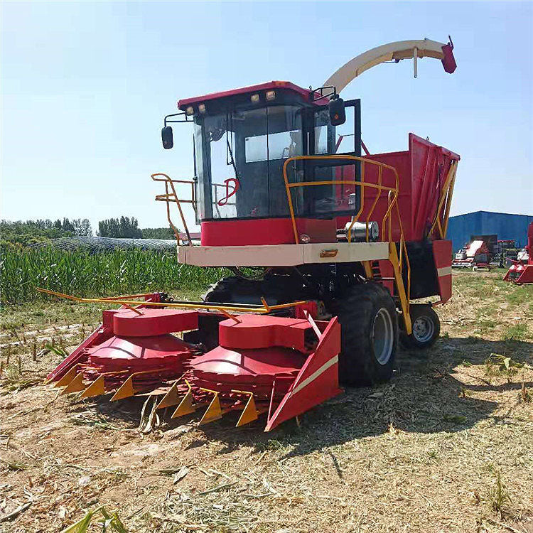 Radish harvesting machine combine harvester